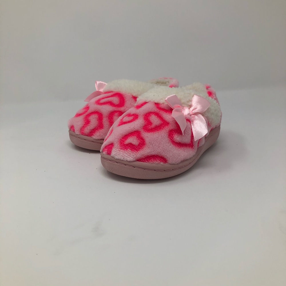 Toddler bedroom slippers